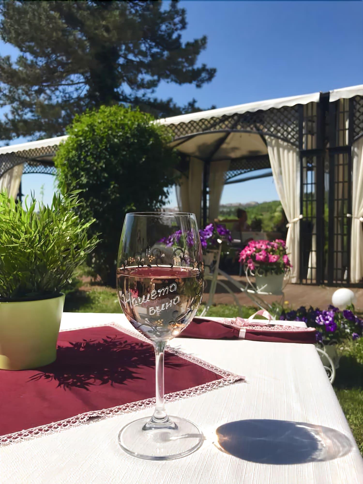 Park Hotel Raya Garden - Free Parking Veliko Tarnovo Exterior foto