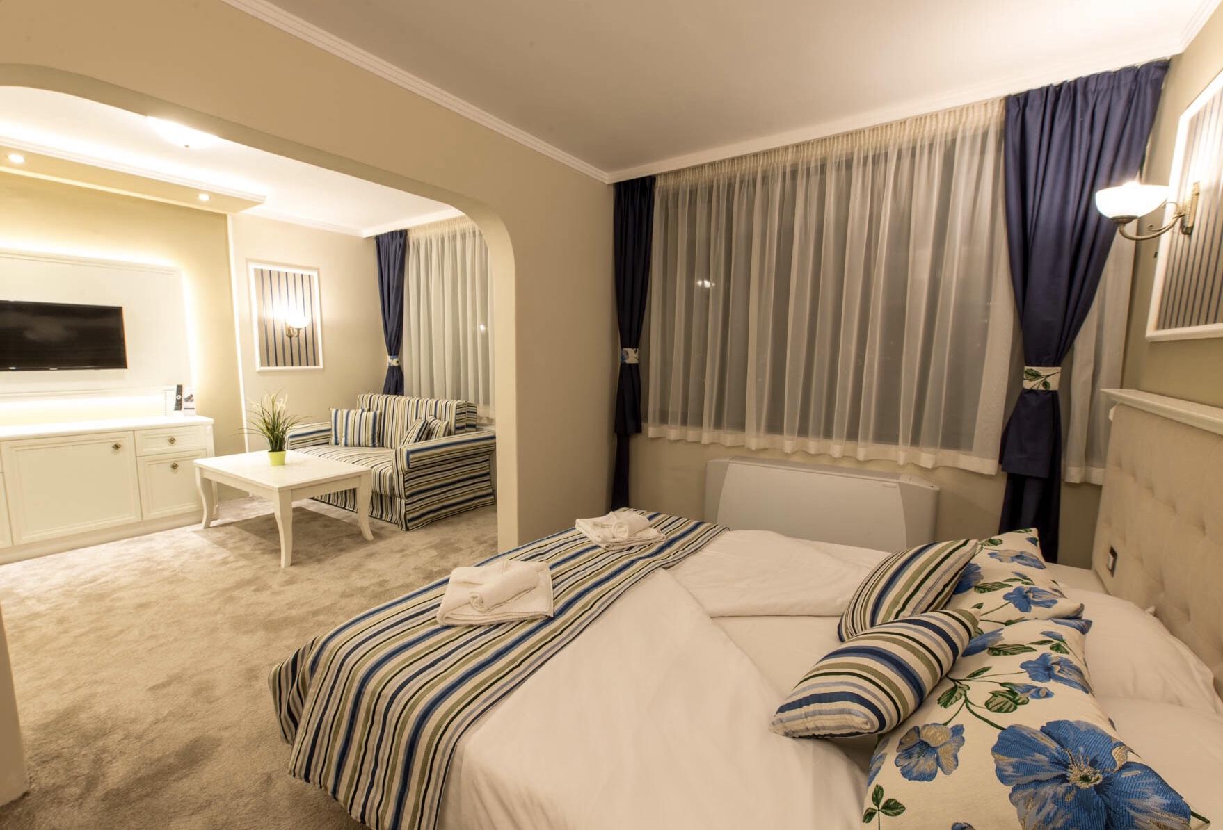 Park Hotel Raya Garden - Free Parking Veliko Tarnovo Exterior foto