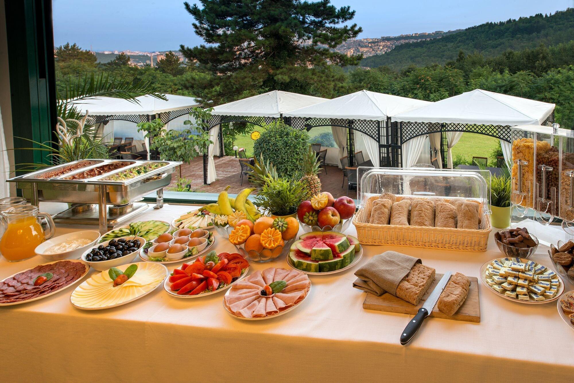 Park Hotel Raya Garden - Free Parking Veliko Tarnovo Exterior foto