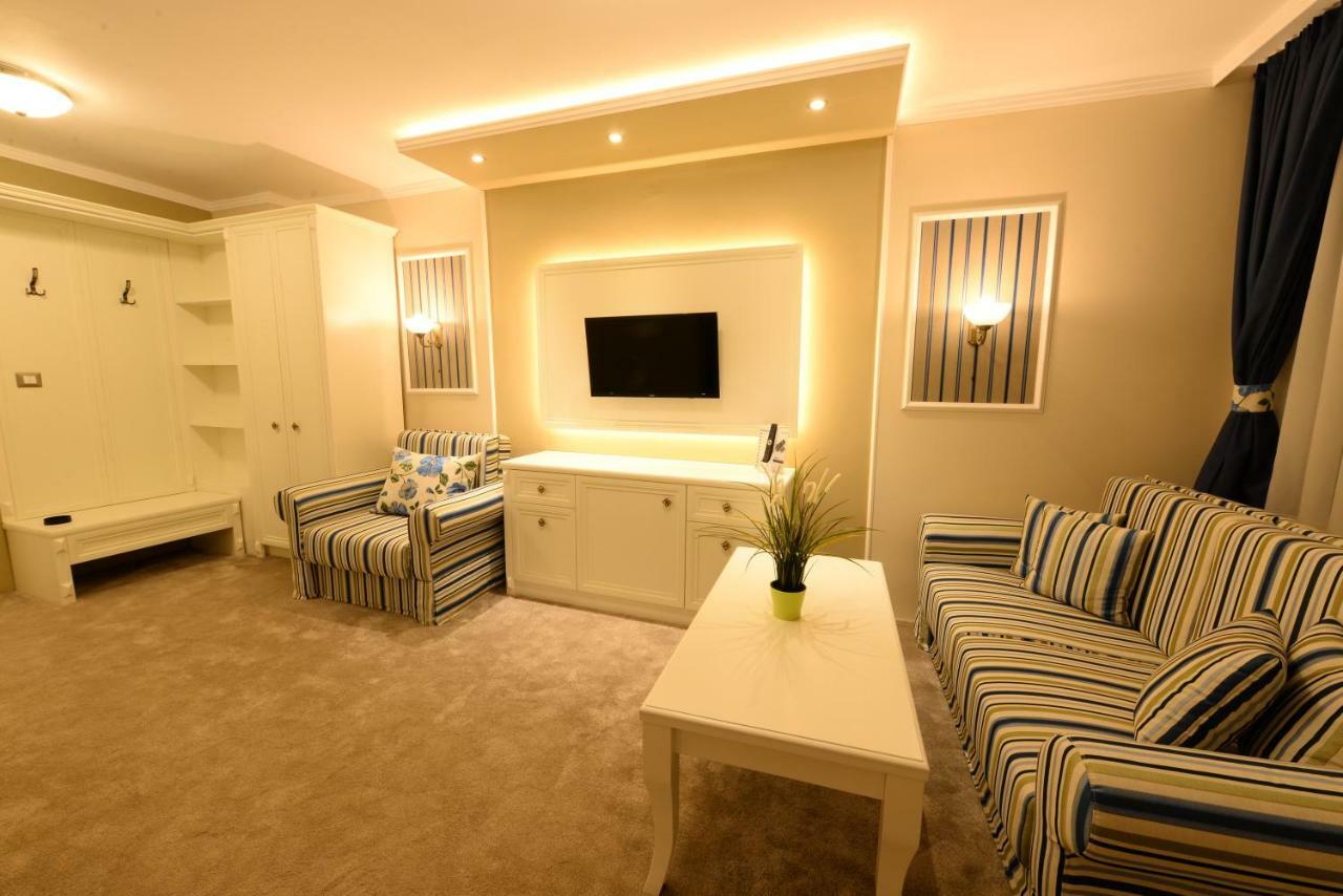 Park Hotel Raya Garden - Free Parking Veliko Tarnovo Exterior foto